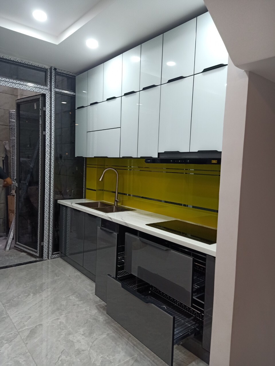 Tủ bếp thùng Inox hiện đại 17